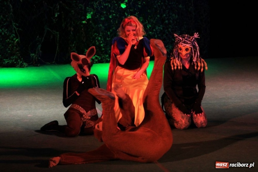 Zdjęcie w galerii na portalu naszraciborz.pl: Bajkowa niedziela z Królewną Śnieżką wiadomości z regionu