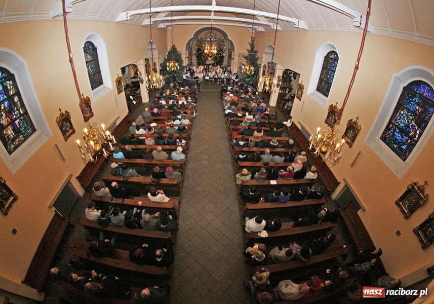 Zdjęcie w galerii na portalu naszraciborz.pl: Koncert kolęd w Nędzy wiadomości z regionu