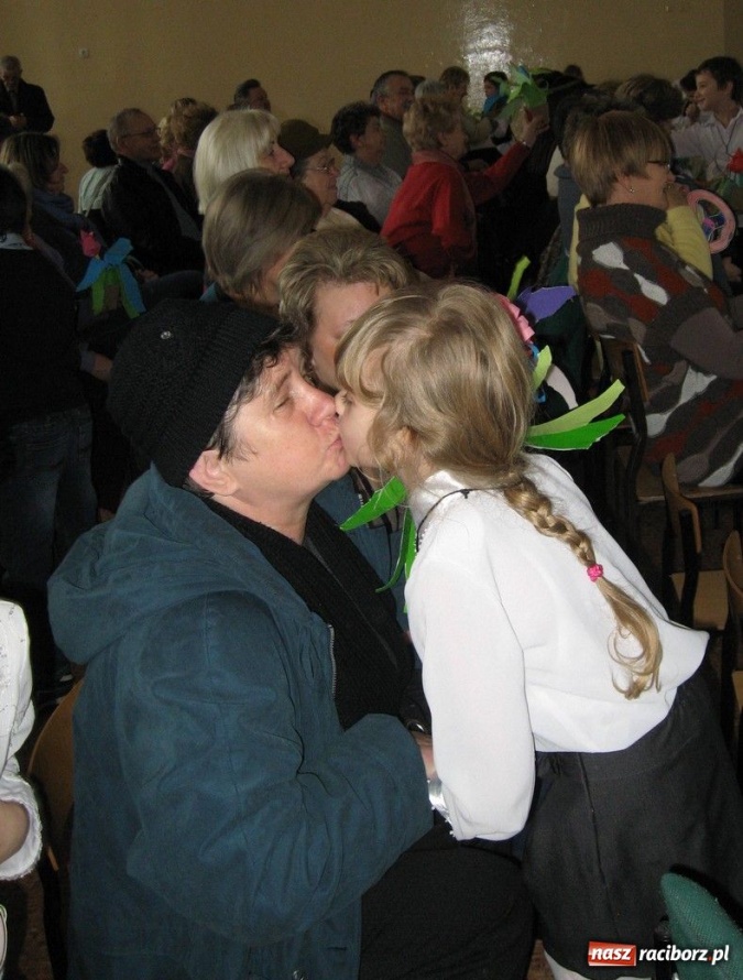 Zdjęcie w galerii na portalu naszraciborz.pl: Warsztaty zdrowia w SP-4 wiadomości z regionu