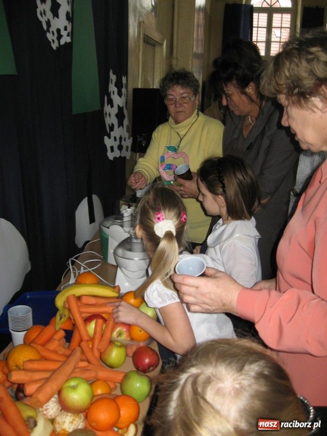 Zdjęcie w galerii na portalu naszraciborz.pl: Warsztaty zdrowia w SP-4 wiadomości z regionu