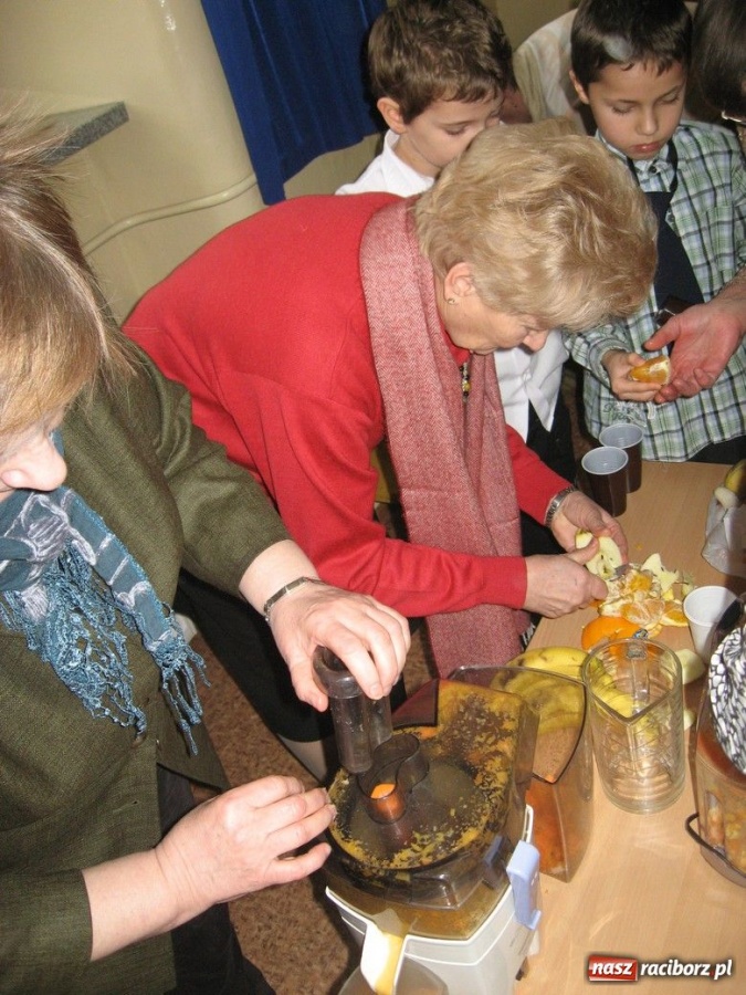 Zdjęcie w galerii na portalu naszraciborz.pl: Warsztaty zdrowia w SP-4 wiadomości z regionu