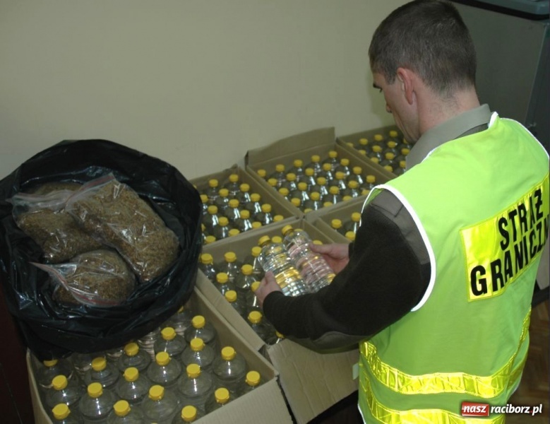 Zdjęcie w galerii na portalu naszraciborz.pl: ŚOSG: Zatrzymane nielegalne towary akcyzowe wiadomości z regionu