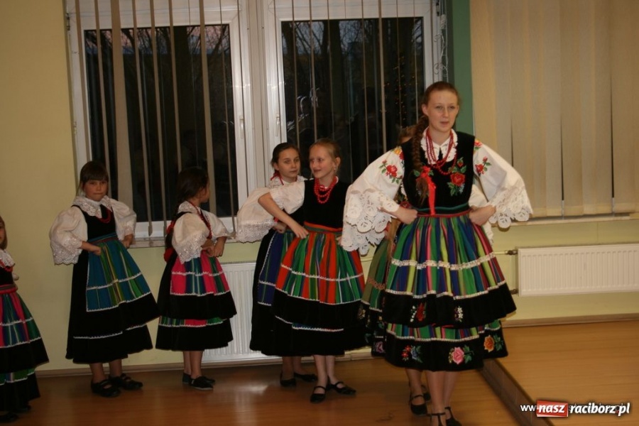 Zdjęcie w galerii na portalu naszraciborz.pl: Strzecha wystąpiła w Złotej Jesieni wiadomości z regionu