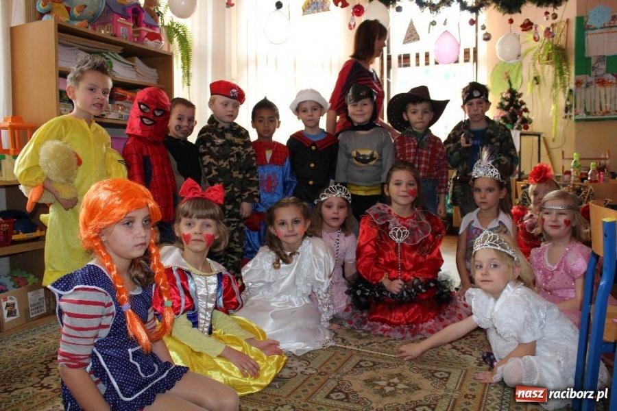 Zdjęcie w galerii na portalu naszraciborz.pl: Karnawałowo w Przedszkolu nr 13 wiadomości z regionu
