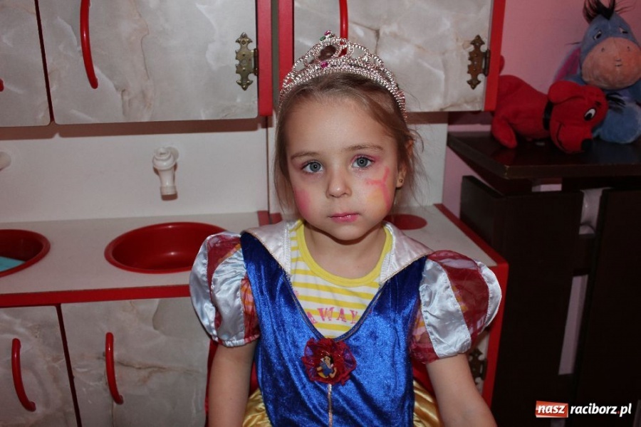 Zdjęcie w galerii na portalu naszraciborz.pl: Karnawałowo w Przedszkolu nr 13 wiadomości z regionu