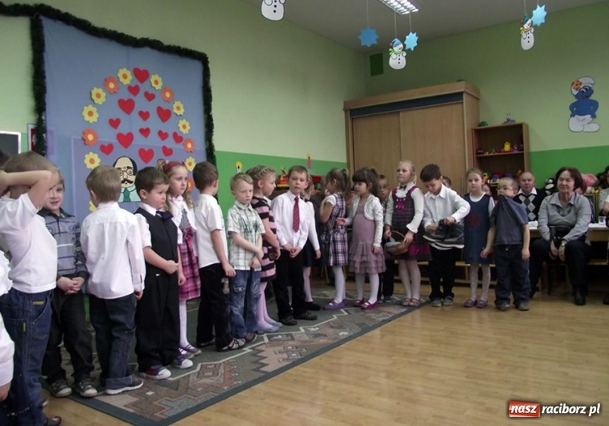 Zdjęcie w galerii na portalu naszraciborz.pl: Bałwanek i jego przyjaciele wiadomości z regionu