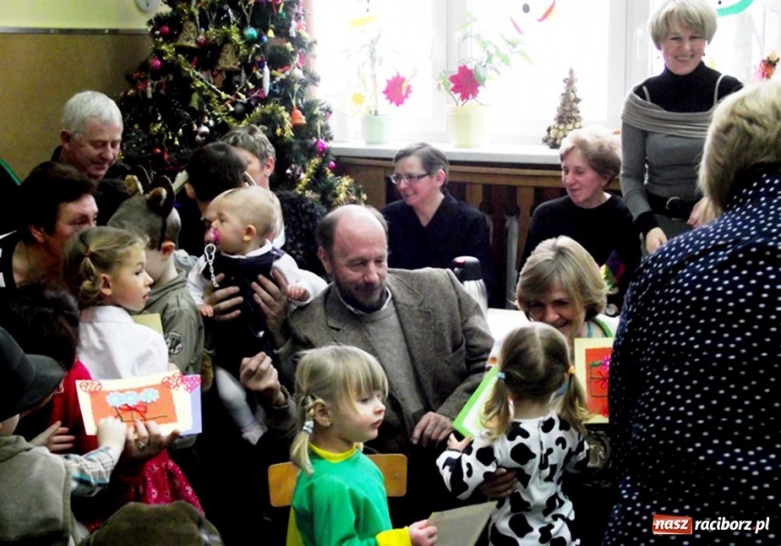 Zdjęcie w galerii na portalu naszraciborz.pl: Bałwanek i jego przyjaciele wiadomości z regionu