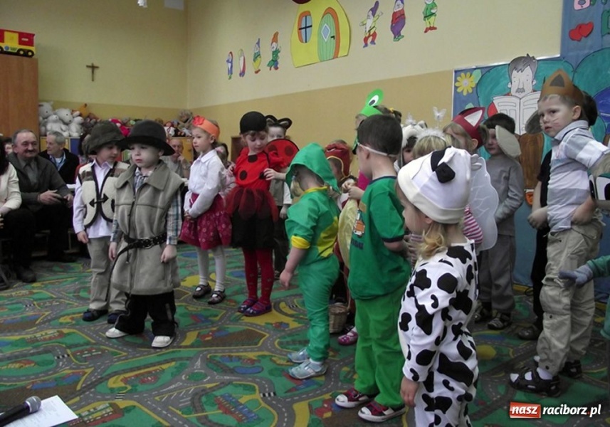 Zdjęcie w galerii na portalu naszraciborz.pl: Bałwanek i jego przyjaciele wiadomości z regionu