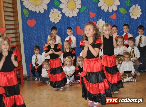 Zdjęcie w galerii na portalu naszraciborz.pl: Dzień Babci i Dziadka w Turzu wiadomości z regionu