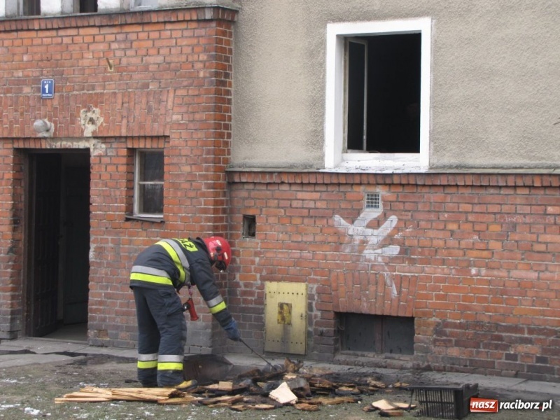 Zdjęcie w galerii na portalu naszraciborz.pl: Akcja strażaków na Pszczyńskiej wiadomości z regionu