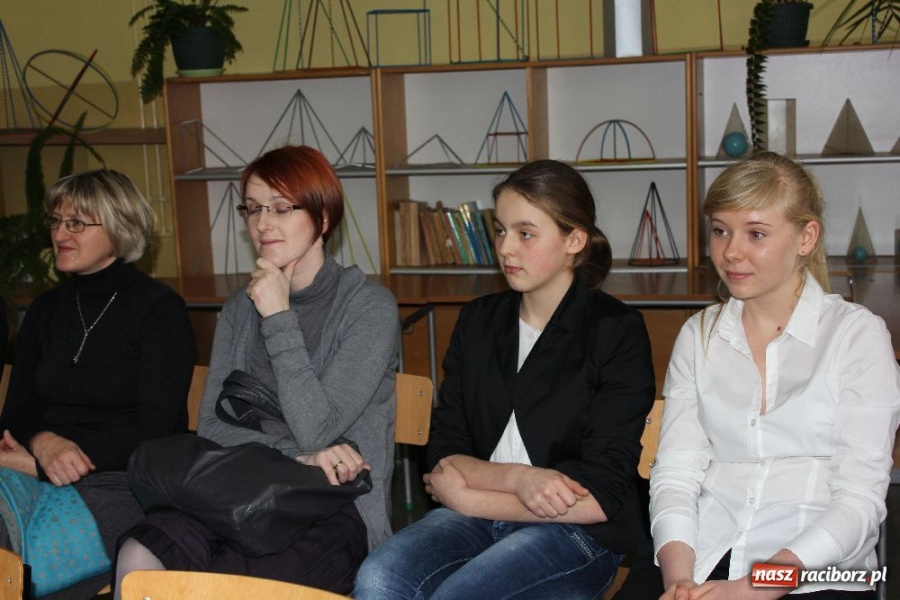 Zdjęcie w galerii na portalu naszraciborz.pl: XXI Powiatowy Konkurs Recytatorski wiadomości z regionu