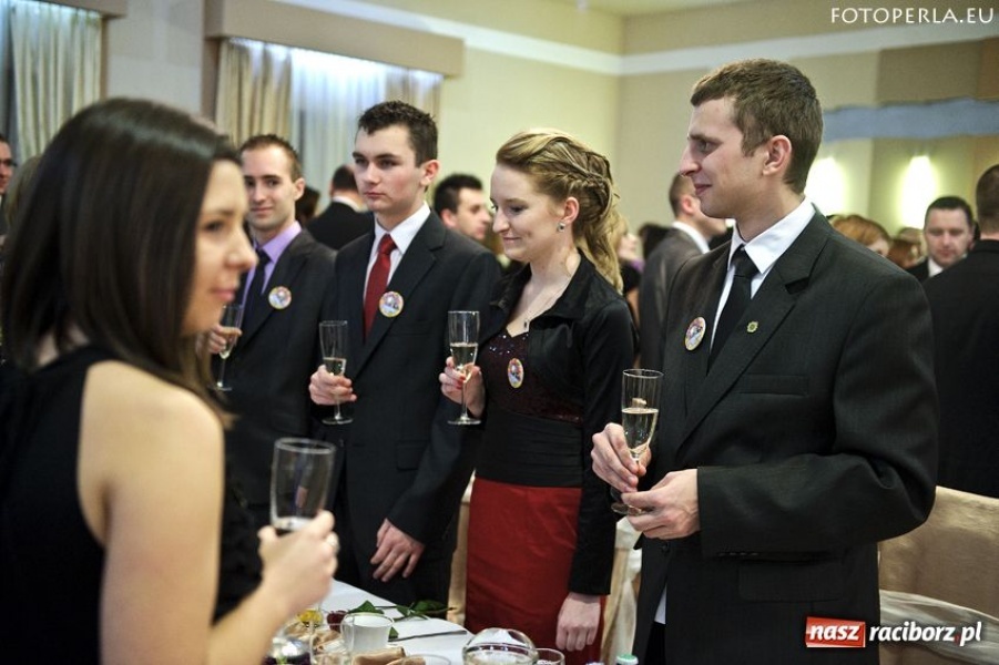 Zdjęcie w galerii na portalu naszraciborz.pl: Ostatnia studniówka Mechanika wiadomości z regionu