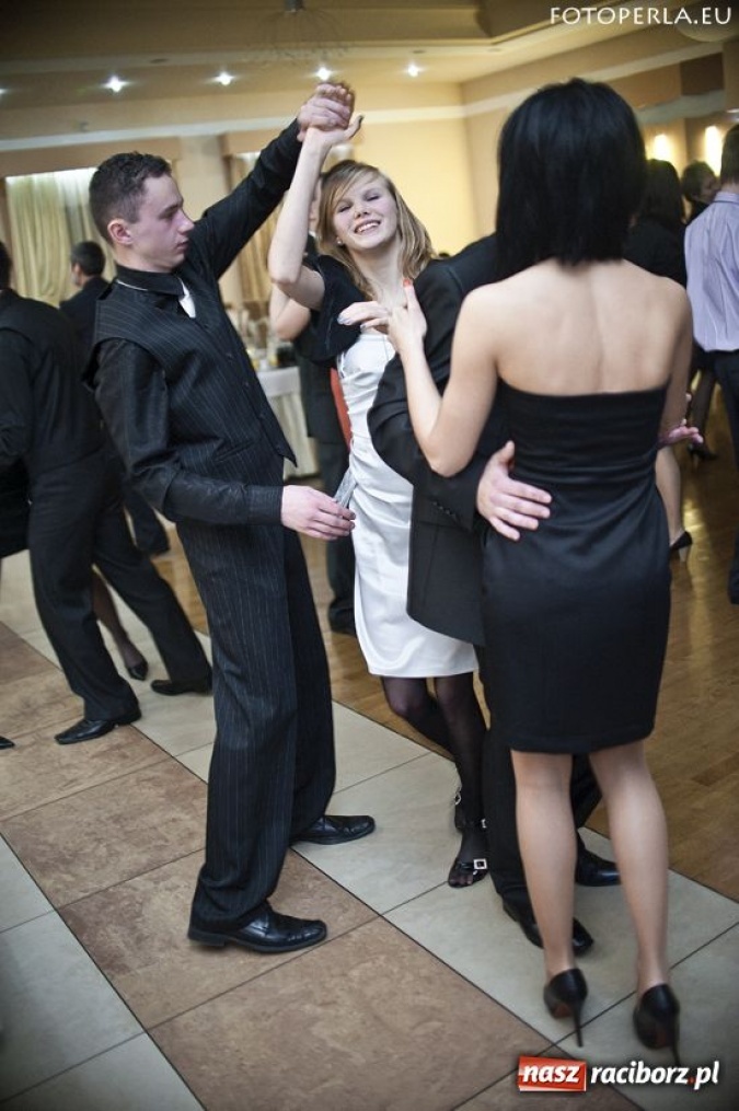 Zdjęcie w galerii na portalu naszraciborz.pl: Ostatnia studniówka Mechanika wiadomości z regionu