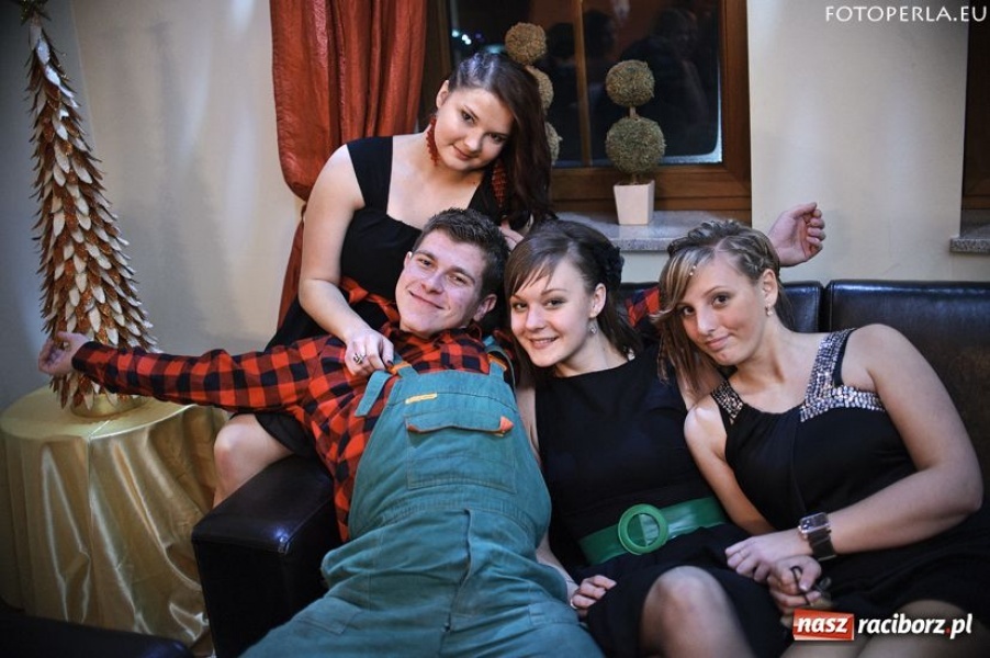 Zdjęcie w galerii na portalu naszraciborz.pl: Ostatnia studniówka Mechanika wiadomości z regionu