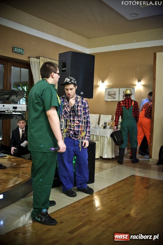 Zdjęcie w galerii na portalu naszraciborz.pl: Ostatnia studniówka Mechanika wiadomości z regionu