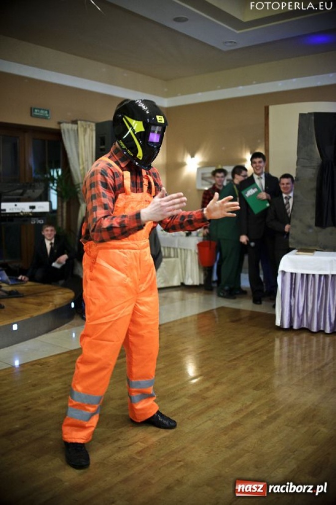 Zdjęcie w galerii na portalu naszraciborz.pl: Ostatnia studniówka Mechanika wiadomości z regionu