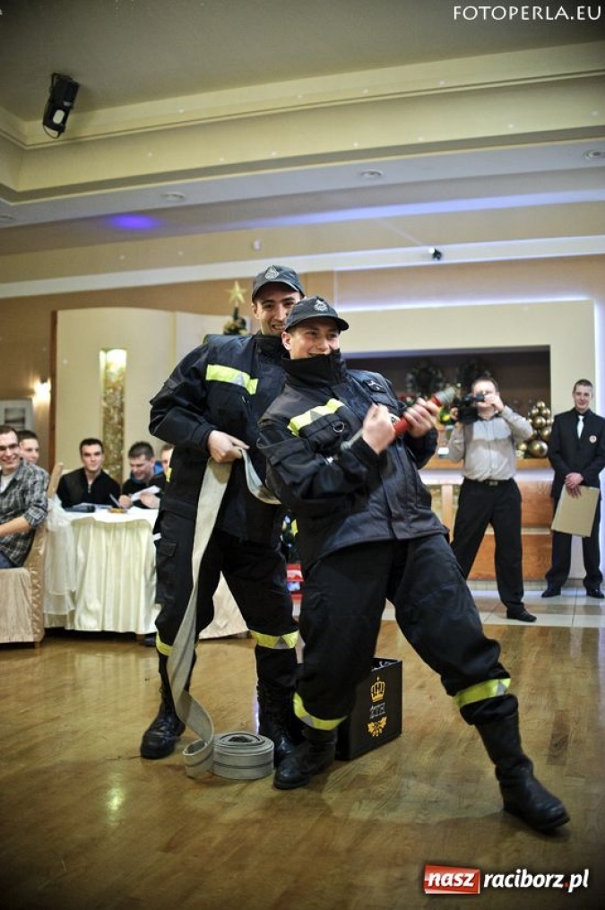 Zdjęcie w galerii na portalu naszraciborz.pl: Ostatnia studniówka Mechanika wiadomości z regionu