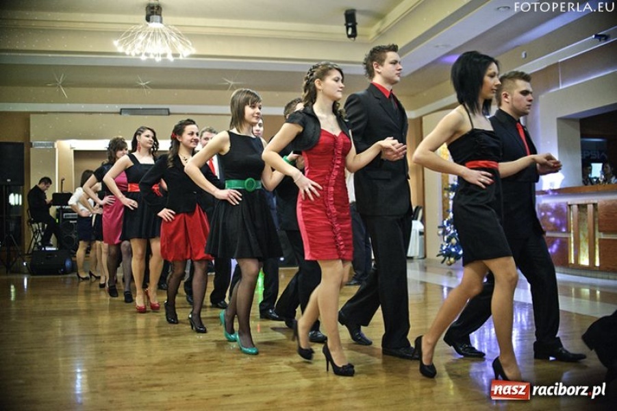 Zdjęcie w galerii na portalu naszraciborz.pl: Ostatnia studniówka Mechanika wiadomości z regionu