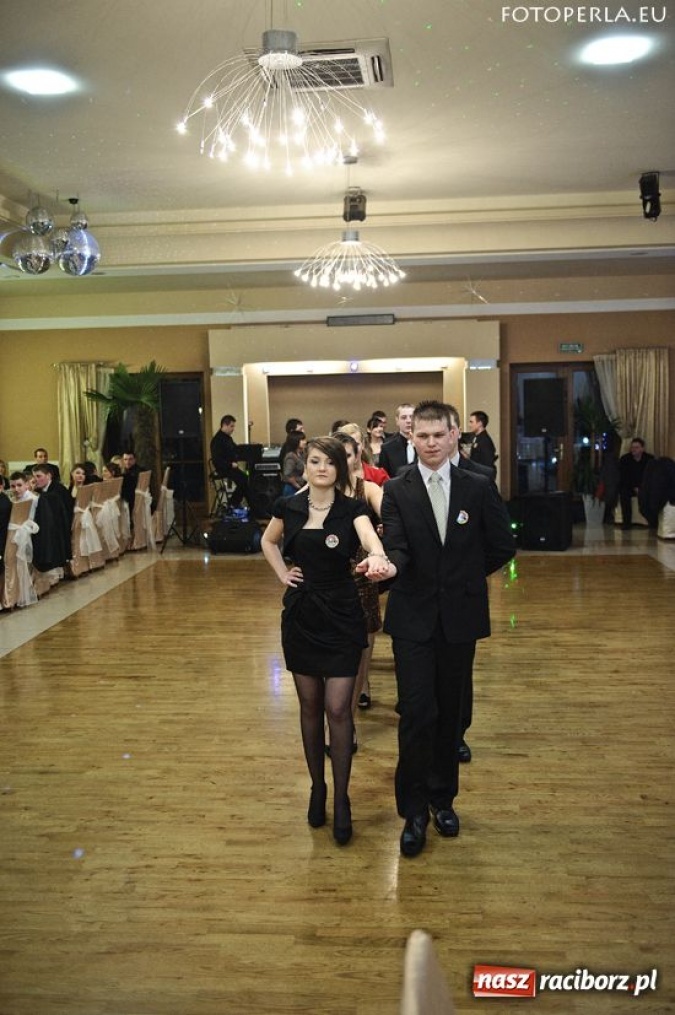 Zdjęcie w galerii na portalu naszraciborz.pl: Ostatnia studniówka Mechanika wiadomości z regionu