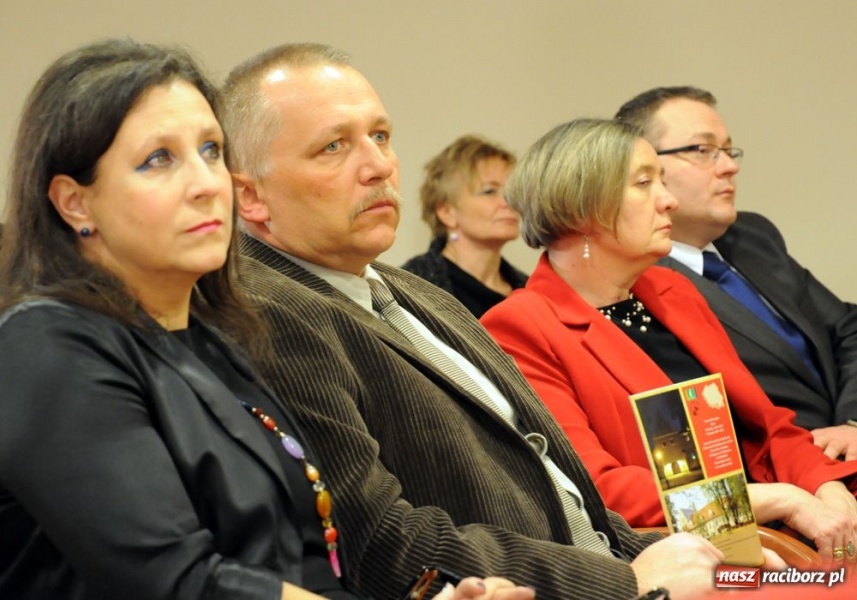 Zdjęcie w galerii na portalu naszraciborz.pl: Na zamku wręczono nagrody Mieszko wiadomości z regionu