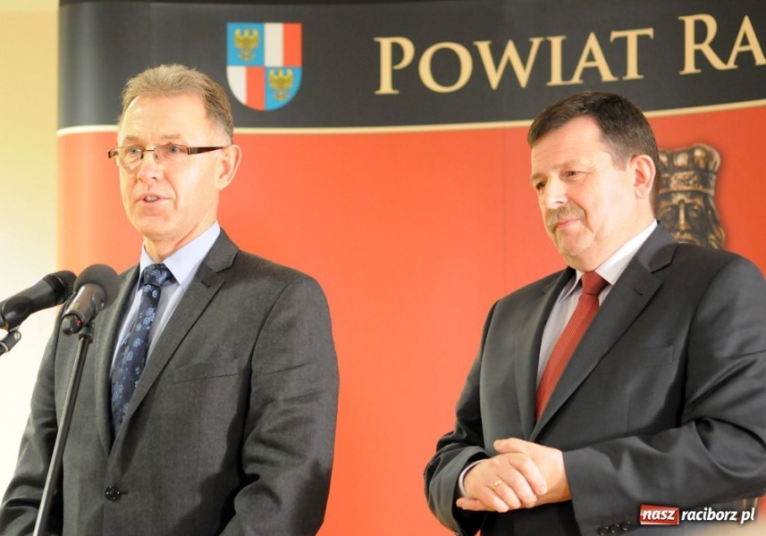 Zdjęcie w galerii na portalu naszraciborz.pl: Na zamku wręczono nagrody Mieszko wiadomości z regionu