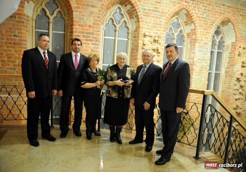 Zdjęcie w galerii na portalu naszraciborz.pl: Na zamku wręczono nagrody Mieszko wiadomości z regionu