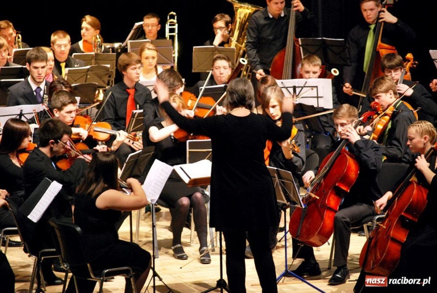 Zdjęcie w galerii na portalu naszraciborz.pl: Muzyka klasyczna zapełniła RCK wiadomości z regionu