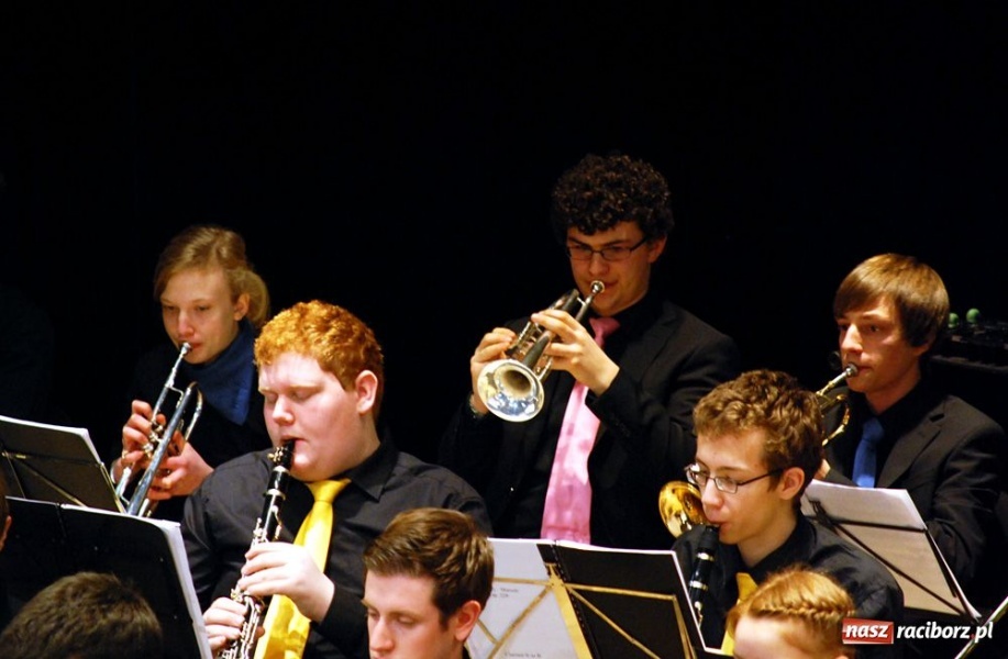 Zdjęcie w galerii na portalu naszraciborz.pl: Muzyka klasyczna zapełniła RCK wiadomości z regionu