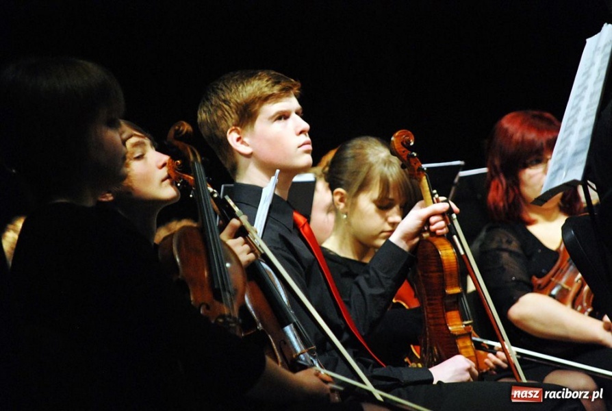 Zdjęcie w galerii na portalu naszraciborz.pl: Muzyka klasyczna zapełniła RCK wiadomości z regionu