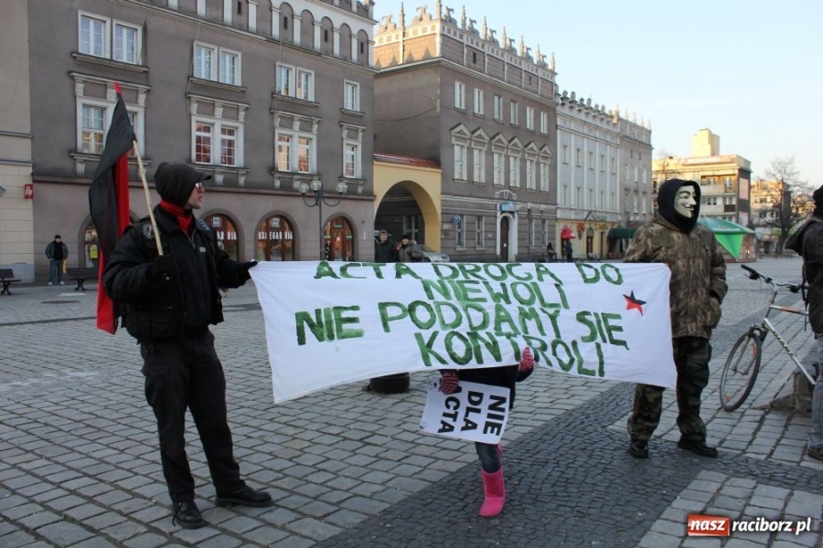 Zdjęcie w galerii na portalu naszraciborz.pl: NIE dla ACTA! Precz z brukselską okupacją wiadomości z regionu