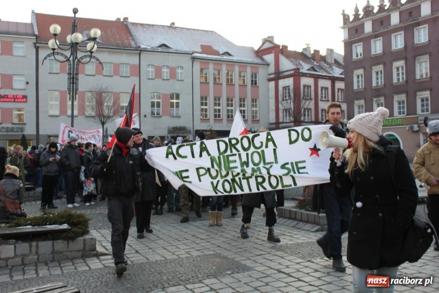 Zdjęcie w galerii na portalu naszraciborz.pl: NIE dla ACTA! Precz z brukselską okupacją wiadomości z regionu