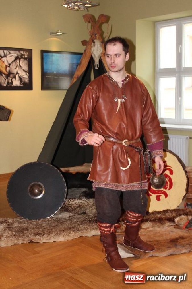 Zdjęcie w galerii na portalu naszraciborz.pl: Powrót do czasów wikingów w RCK wiadomości z regionu