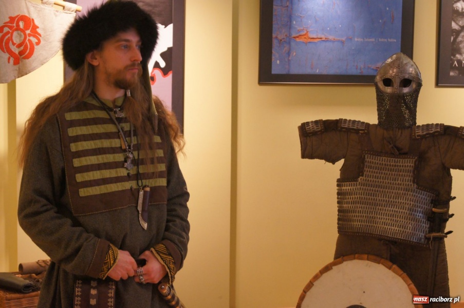 Zdjęcie w galerii na portalu naszraciborz.pl: Powrót do czasów wikingów w RCK wiadomości z regionu