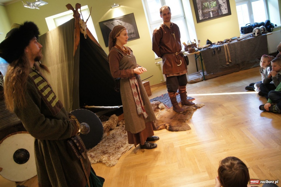 Zdjęcie w galerii na portalu naszraciborz.pl: Powrót do czasów wikingów w RCK wiadomości z regionu