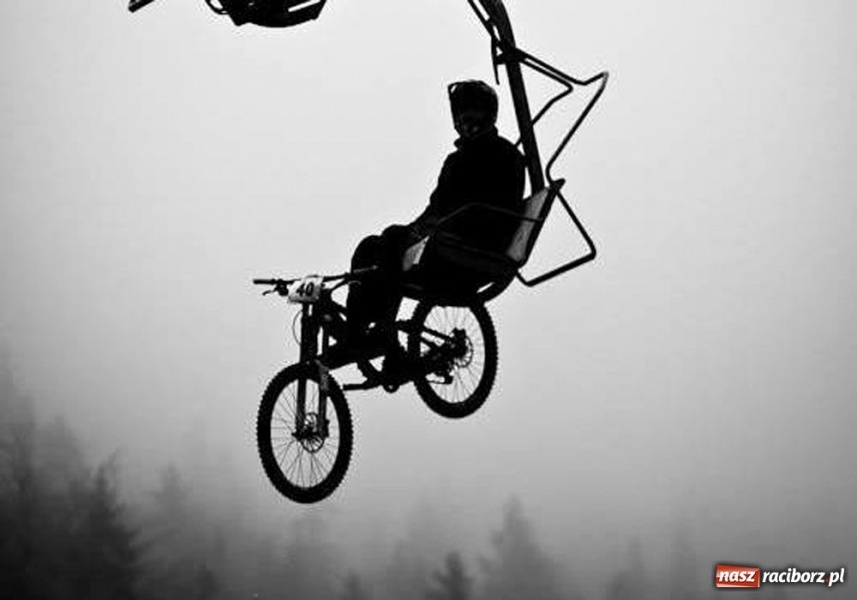 Zdjęcie w galerii na portalu naszraciborz.pl: Ostra jazda z górki. Co wiemy o downhillu? wiadomości z regionu