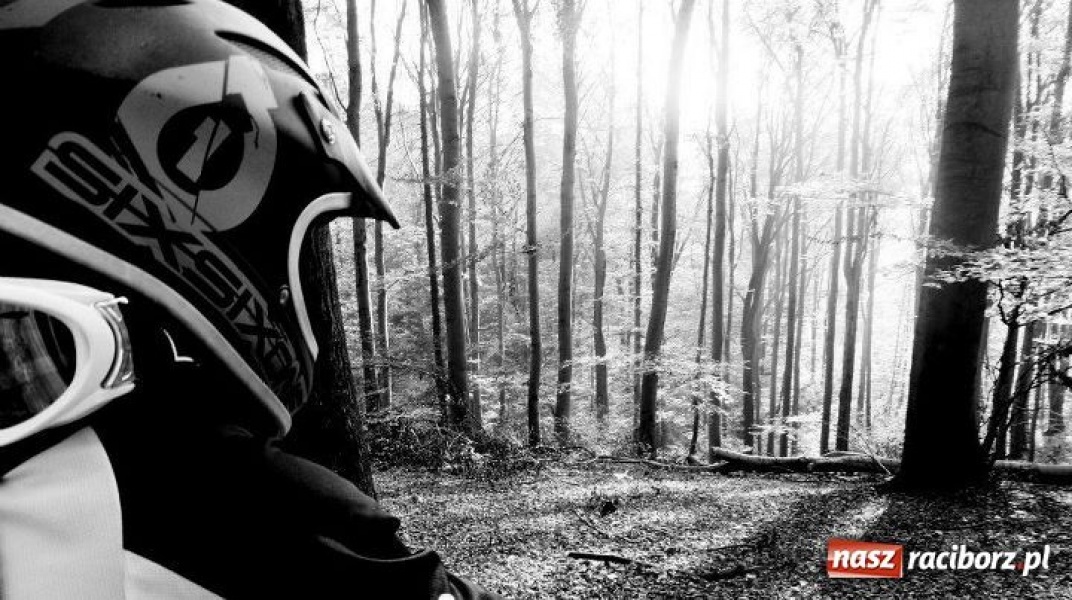 Zdjęcie w galerii na portalu naszraciborz.pl: Ostra jazda z górki. Co wiemy o downhillu? wiadomości z regionu