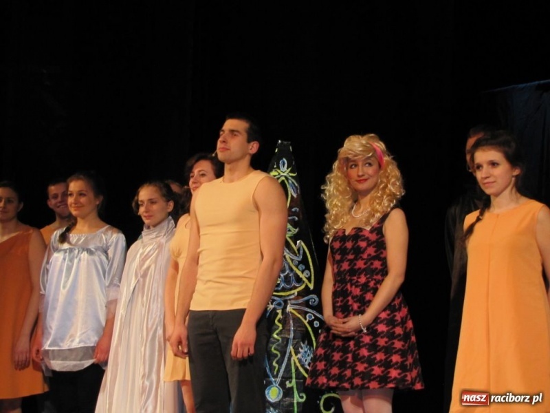 Zdjęcie w galerii na portalu naszraciborz.pl: Lubelski ITP na deskach Strzechy wiadomości z regionu