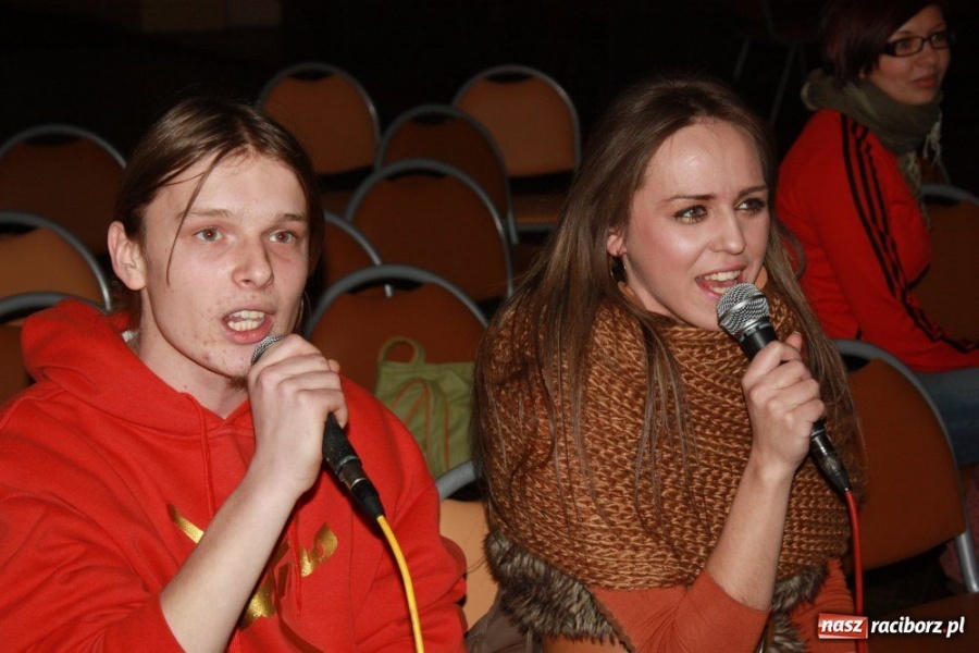 Zdjęcie w galerii na portalu naszraciborz.pl: Pokazy tańca i karaoke w Krzanowicach wiadomości z regionu