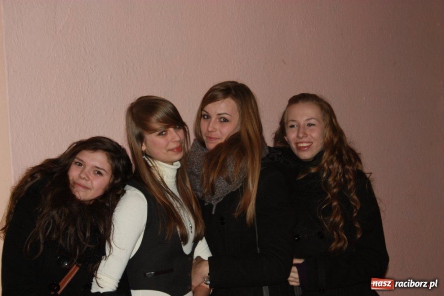 Zdjęcie w galerii na portalu naszraciborz.pl: Pokazy tańca i karaoke w Krzanowicach wiadomości z regionu