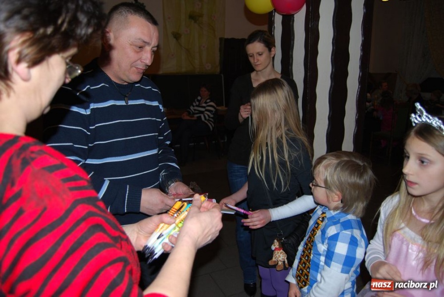 Zdjęcie w galerii na portalu naszraciborz.pl: Zimowy bal maskowy w Jankowicach wiadomości z regionu