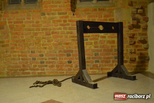 Zdjęcie w galerii na portalu naszraciborz.pl: Komnata strachu już na zamku wiadomości z regionu