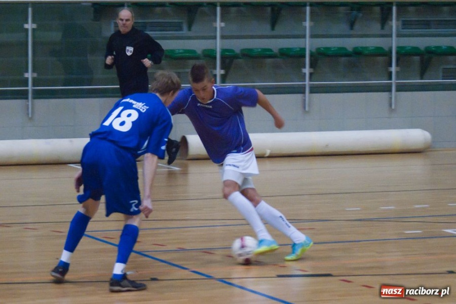 Zdjęcie w galerii na portalu naszraciborz.pl: Orły pofolgowały. Dwóch na parkiecie wiadomości z regionu