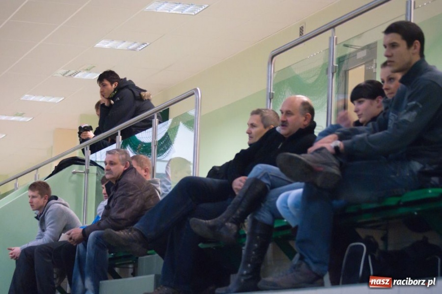 Zdjęcie w galerii na portalu naszraciborz.pl: Orły pofolgowały. Dwóch na parkiecie wiadomości z regionu