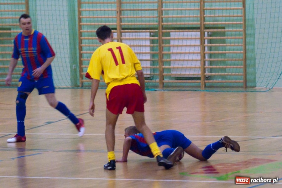 Zdjęcie w galerii na portalu naszraciborz.pl: Orły pofolgowały. Dwóch na parkiecie wiadomości z regionu