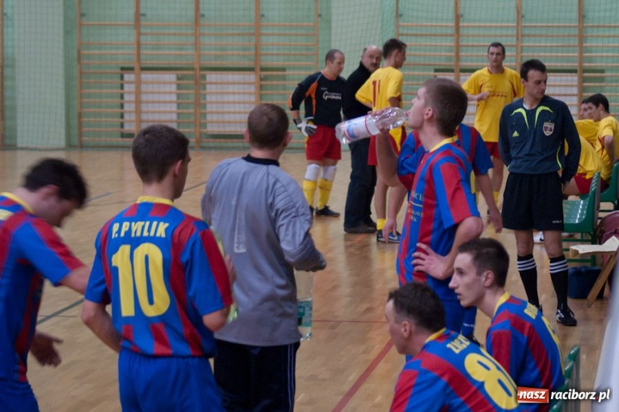 Zdjęcie w galerii na portalu naszraciborz.pl: Orły pofolgowały. Dwóch na parkiecie wiadomości z regionu