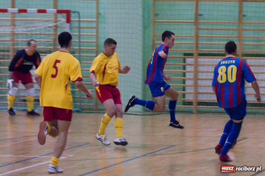 Zdjęcie w galerii na portalu naszraciborz.pl: Orły pofolgowały. Dwóch na parkiecie wiadomości z regionu