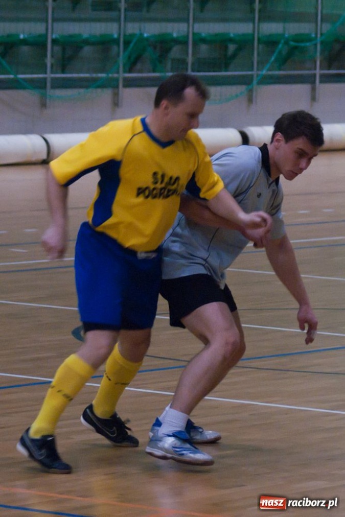 Zdjęcie w galerii na portalu naszraciborz.pl: Orły pofolgowały. Dwóch na parkiecie wiadomości z regionu