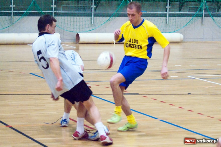 Zdjęcie w galerii na portalu naszraciborz.pl: Orły pofolgowały. Dwóch na parkiecie wiadomości z regionu