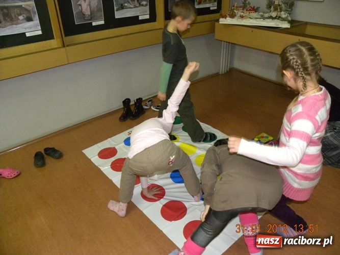 Zdjęcie w galerii na portalu naszraciborz.pl: Ferie z biblioteką na półmetku wiadomości z regionu