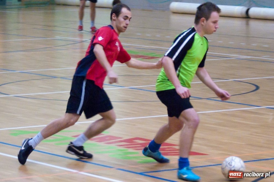 Zdjęcie w galerii na portalu naszraciborz.pl: Grad goli w meczu Galaktikos wiadomości z regionu